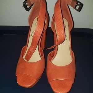 Jessica Simpson Platforms